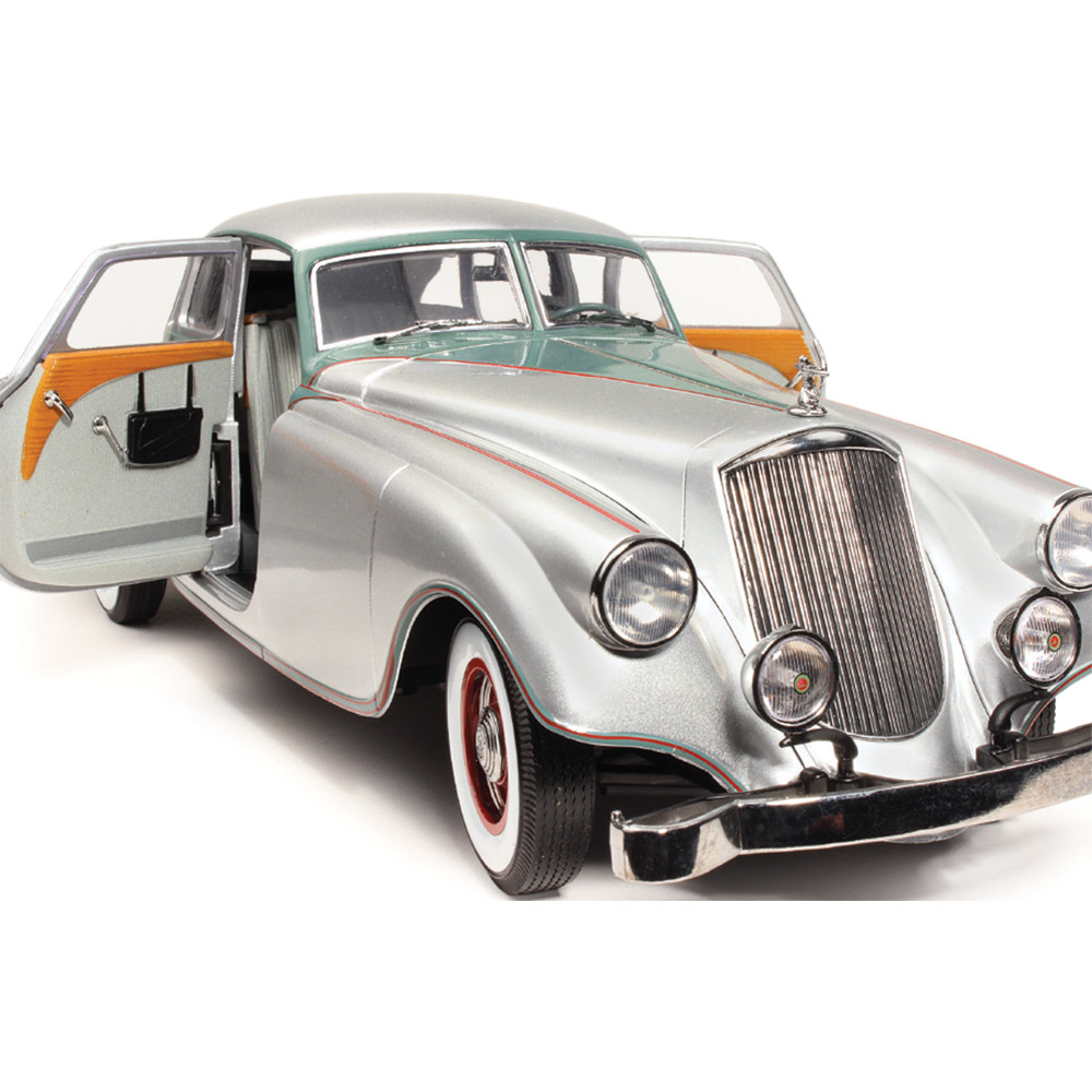 1933 PIERCE-ARROW SILVER ARROW Diecast Model Car | Signature Models
