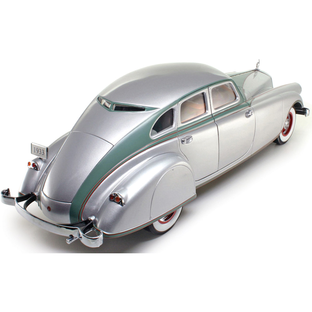 1933 PIERCE-ARROW SILVER ARROW Diecast Model Car | Signature Models