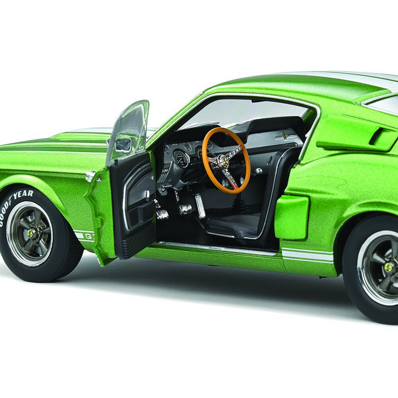 1967 Shelby Mustang G.T. 500 Lime Green/ White Stripes | Solido