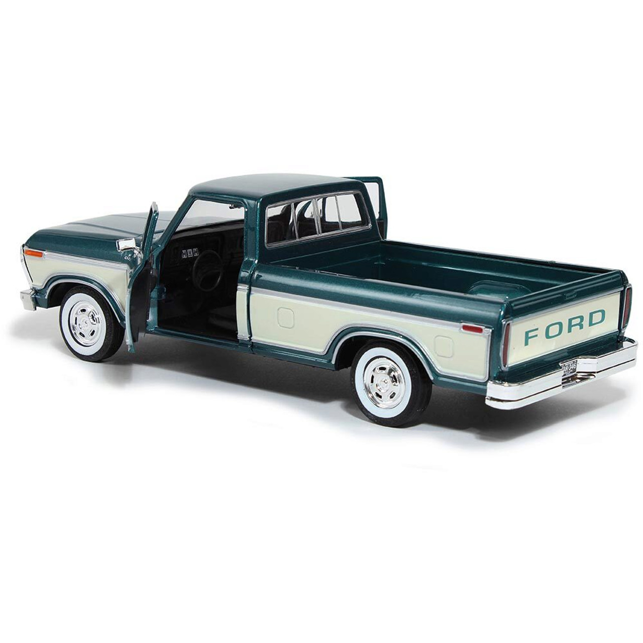 Ford F-150 1/32スケール Amazon.com: Skill 2 Model Kit 1992 F-150 Flare Side Pickup