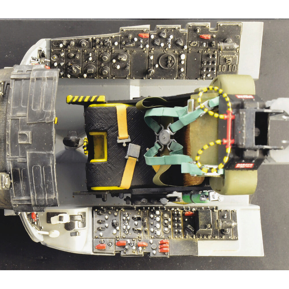 F-104G Cockpit 1/12 Kit Plastic Model Kit | Italeri