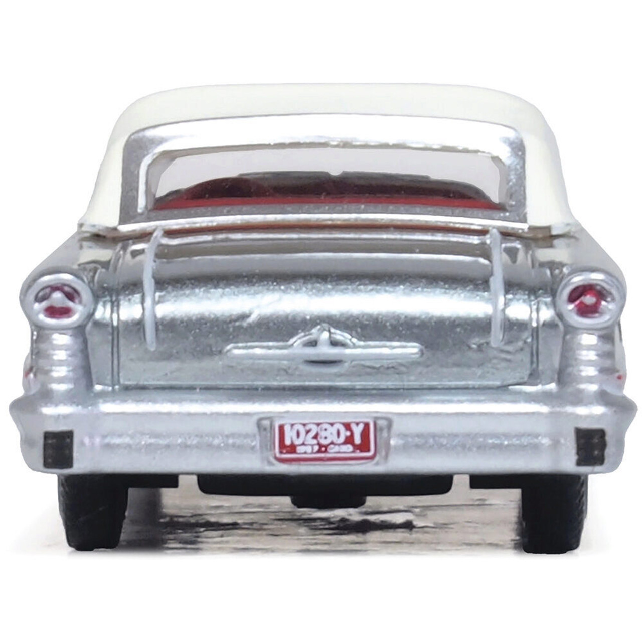 1957 Oldsmobile 88 Convertible Juneau Gray / White / Red