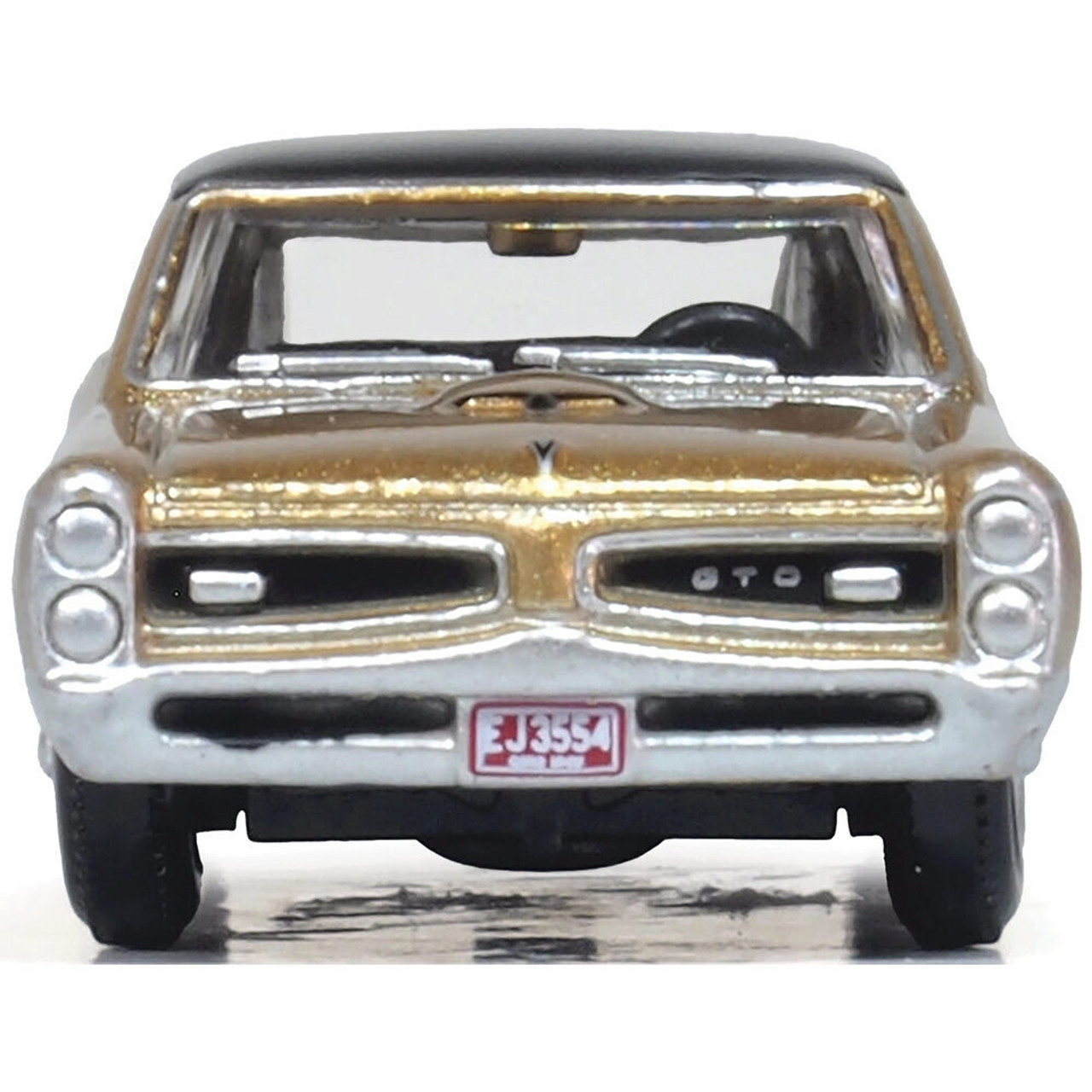 1966 Pontiac GTO Martinique Bronze / Black | Oxford Diecast