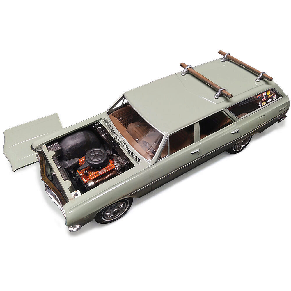 AMT 1/25 シェビー シェベルシボレーサーフ ワゴン 1965 カスタマ