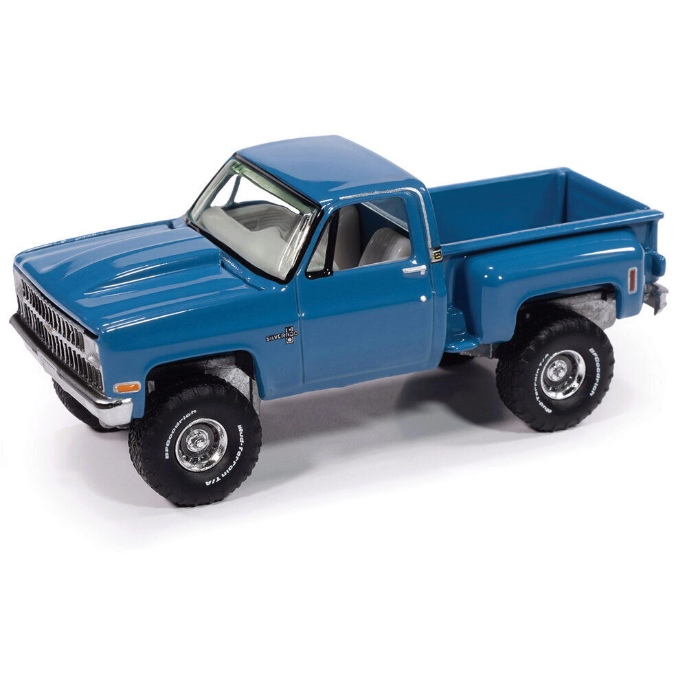 1981 Chevy Silverado 10 StepSide Blue Diecast Model Car | Auto World