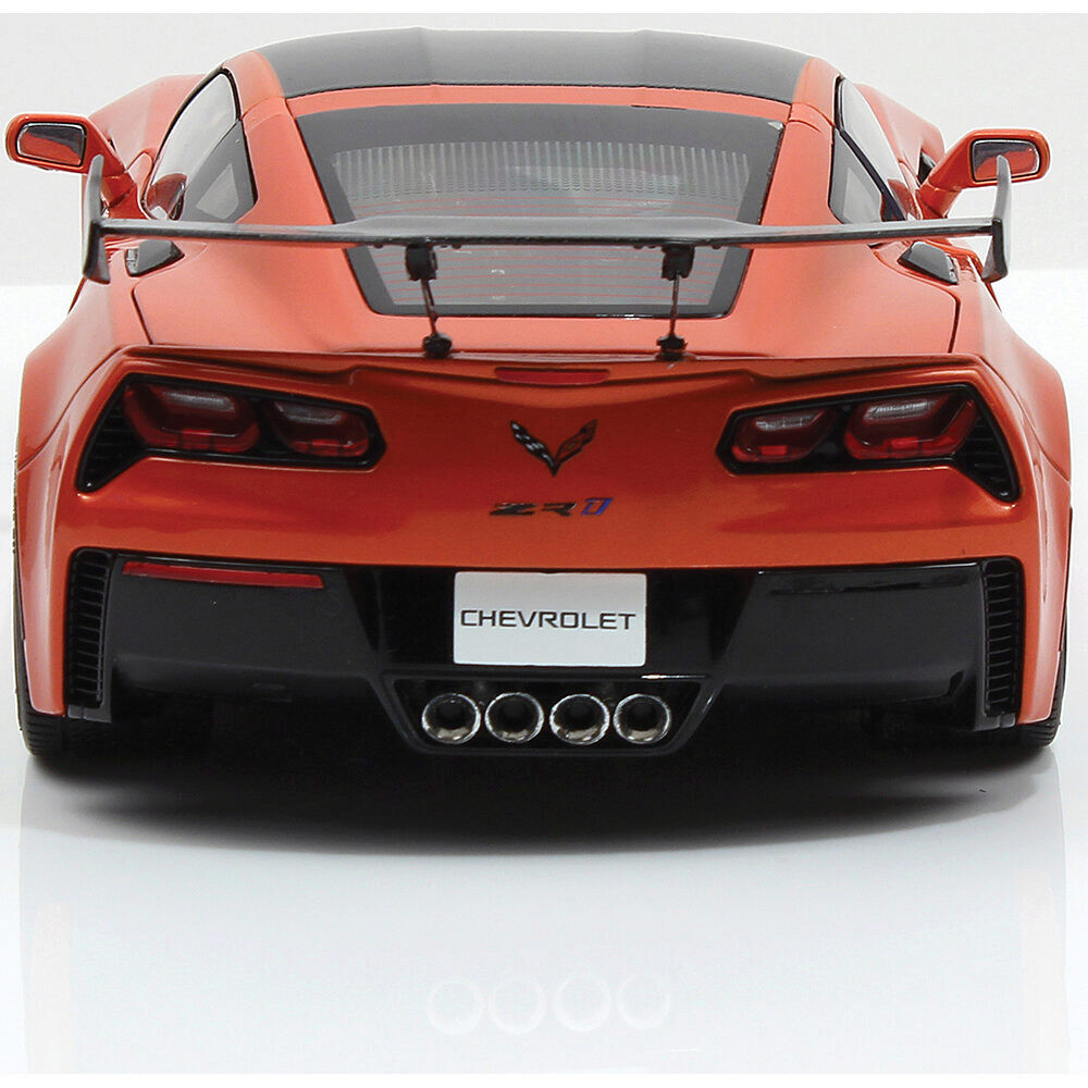 2019 Chevrolet Corvette ZR1 Sebring Orange Tintcoat | IXO Models