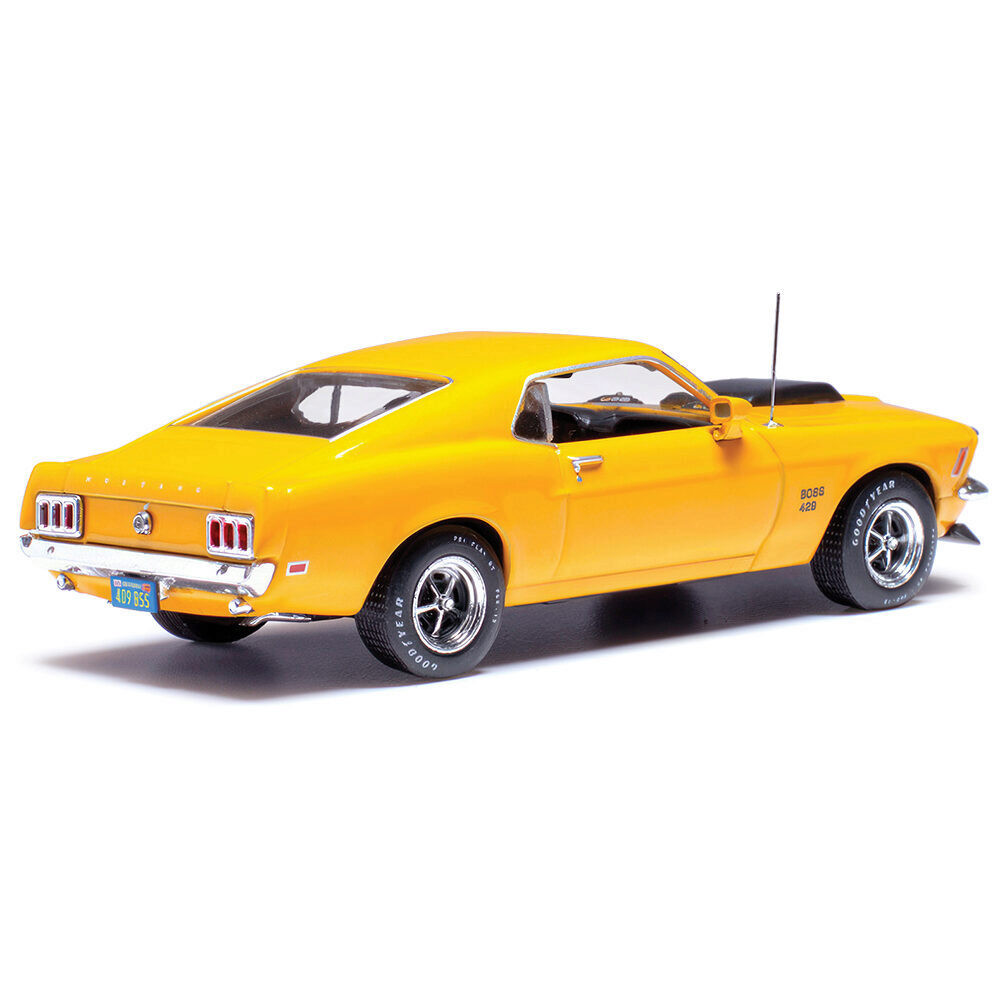 1970 Ford Mustang Boss 429 Bright Yellow | IXO Models