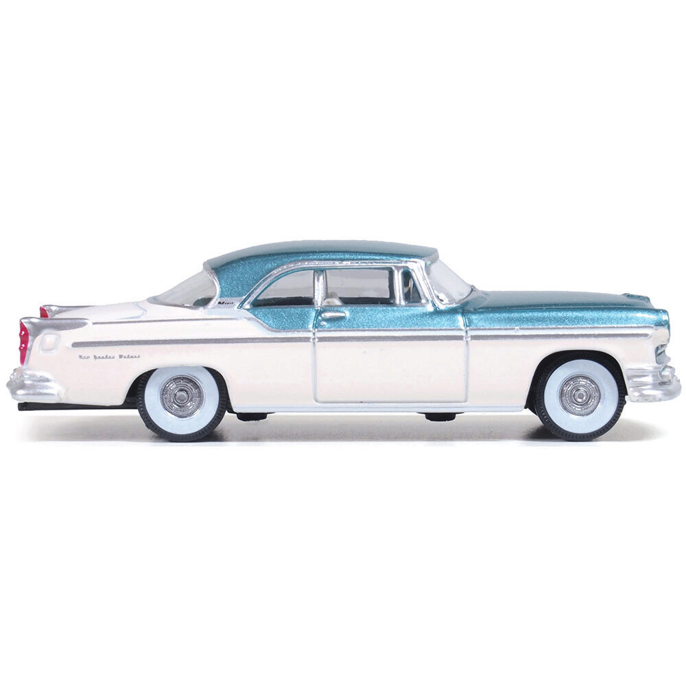 1955 Chrysler New Yorker Deluxe St. Regis Jade Green / Platinum