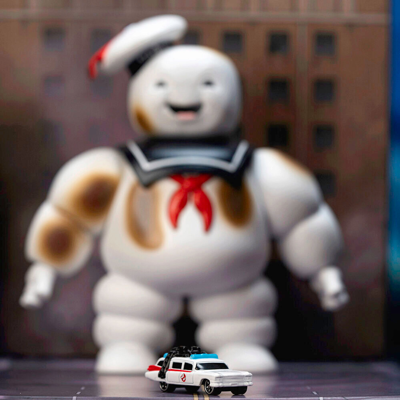 Ghostbusters Stay Puft Marshmallow Man & ECTO-1 Nano Rides