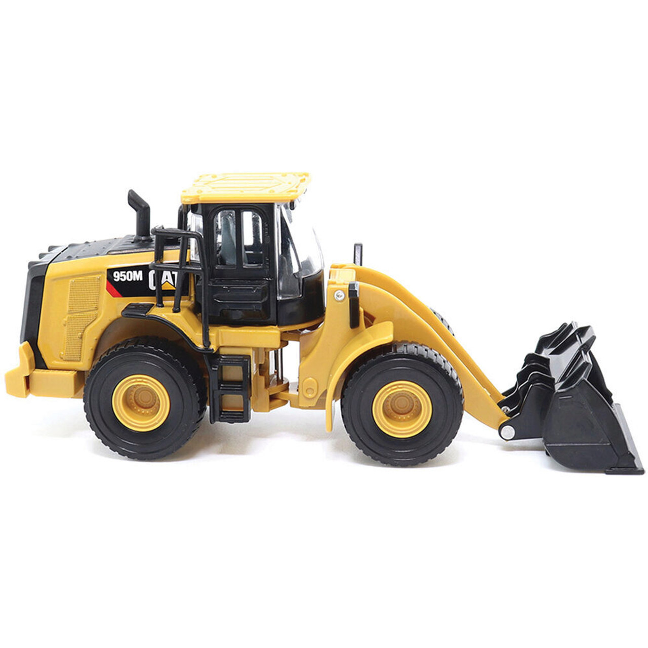 CAT 950M Wheel Loader 1:50スケール 1:50 Cat® 950M Wheel Loader — Diecast Masters America