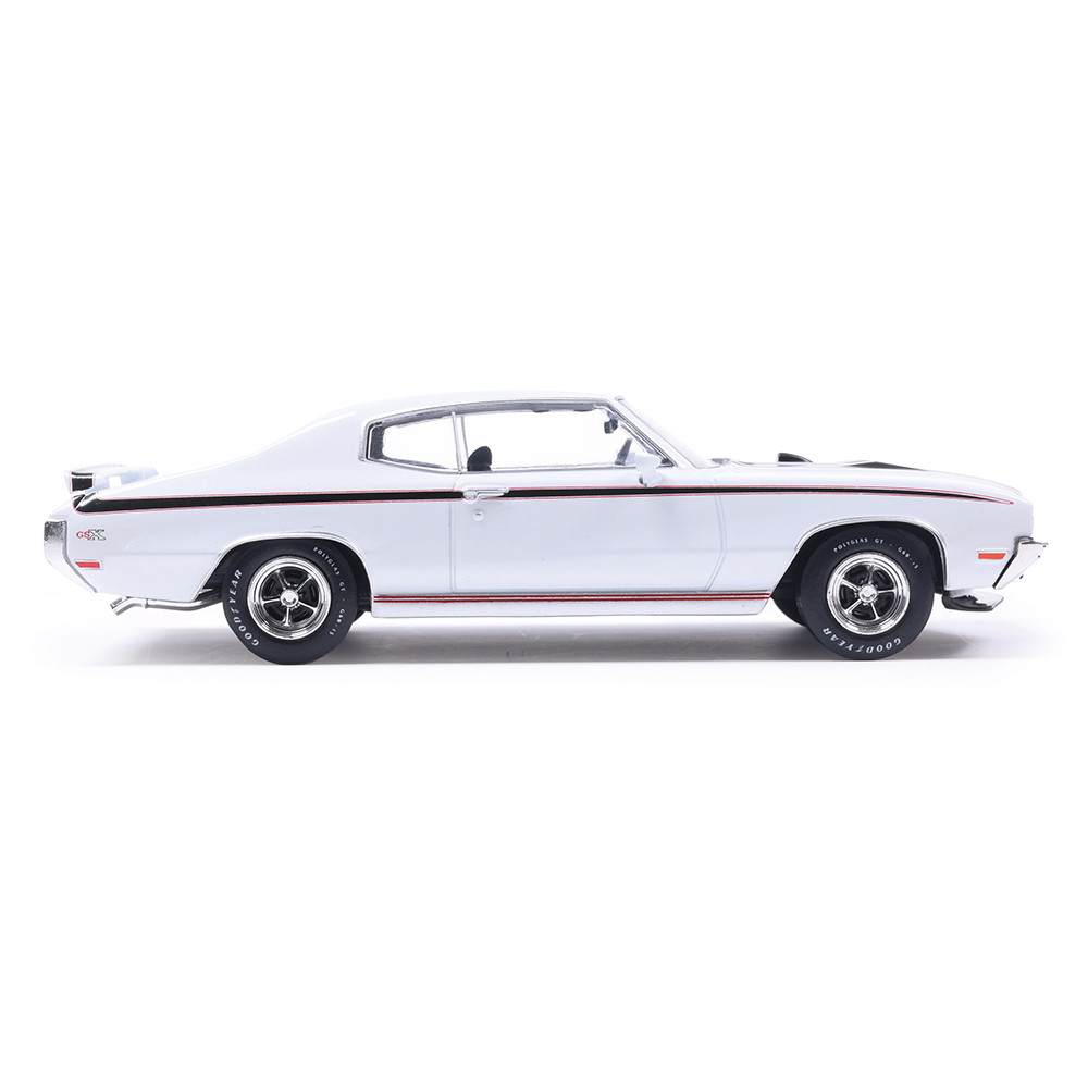 1970 Buick GSX Apollo White Diecast Model Car | IXO Models