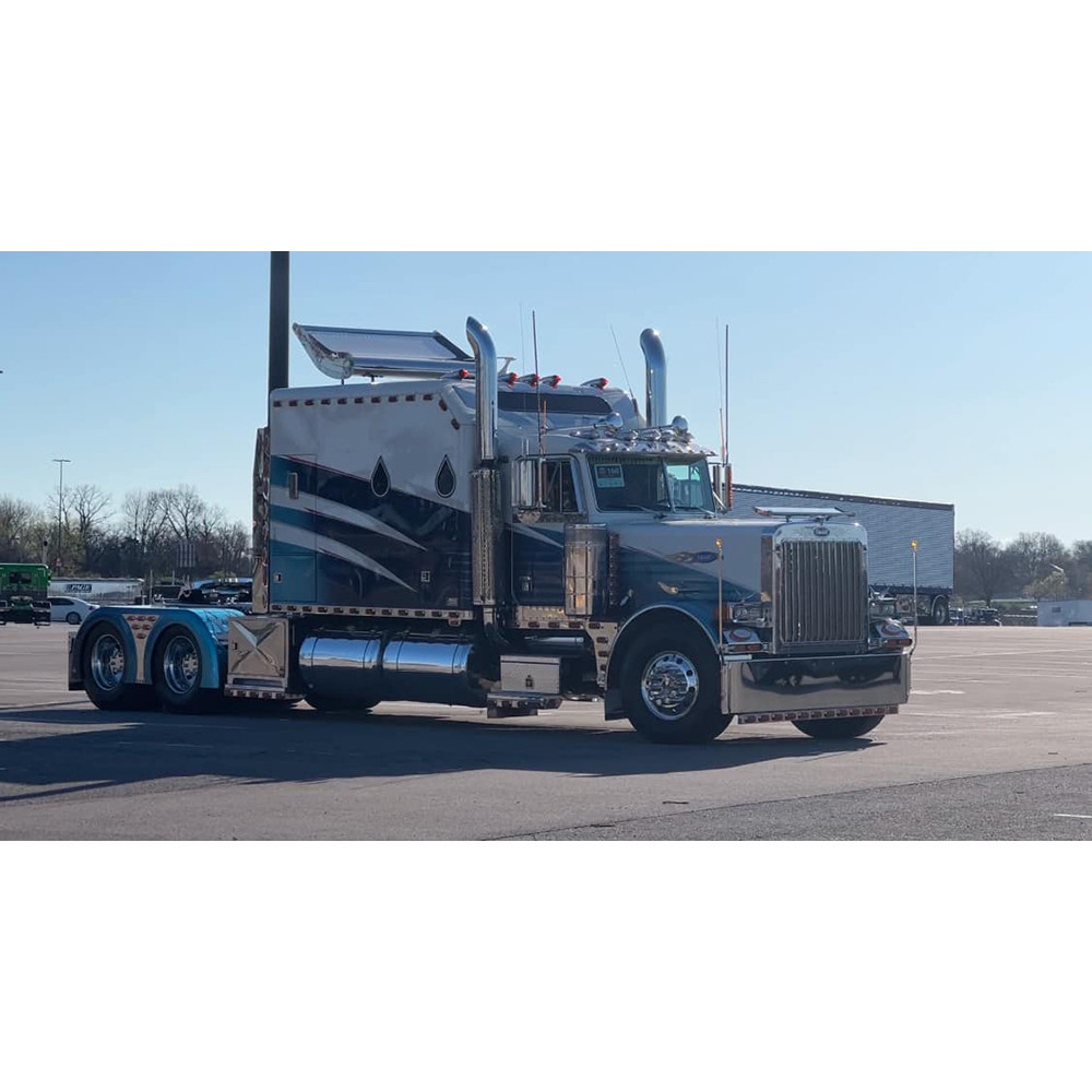 Peterbilt 379 Blue and White Diecast Model Truck | IXO Models