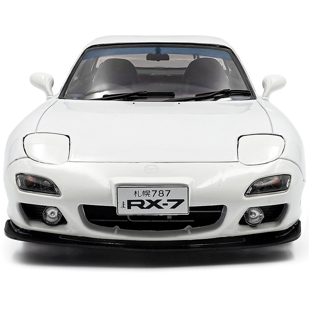 MAZDA RX-7 Type R (FD3S) 1/18モデル Ignition Model 1:18 Mazda RX-7 (FD3S) Spirit R Type A in Red