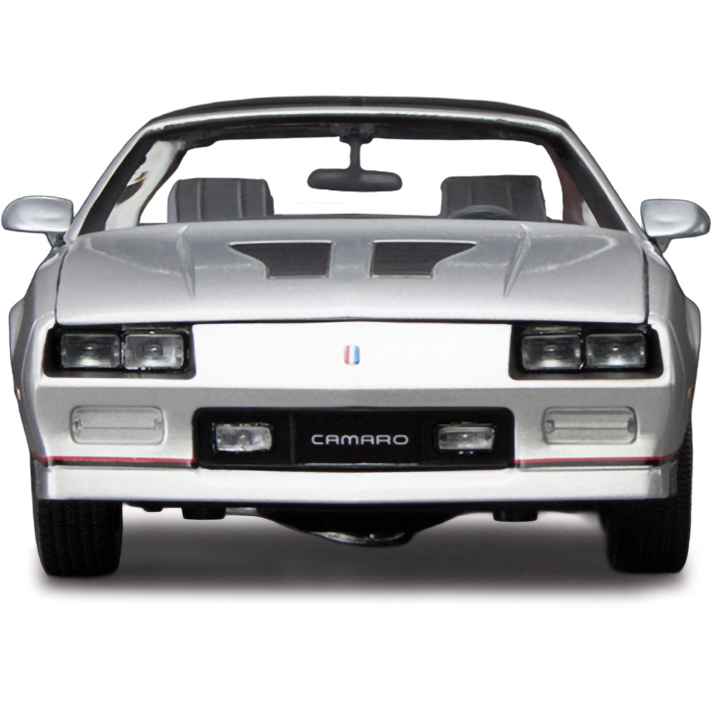 1985 Chevrolet Camaro IROC- Silver Diecast Model Car | Sunstar