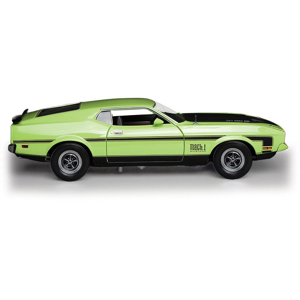 1971 Ford Mustang MACH 1 Grabber Lime Diecast Model Car | Sunstar