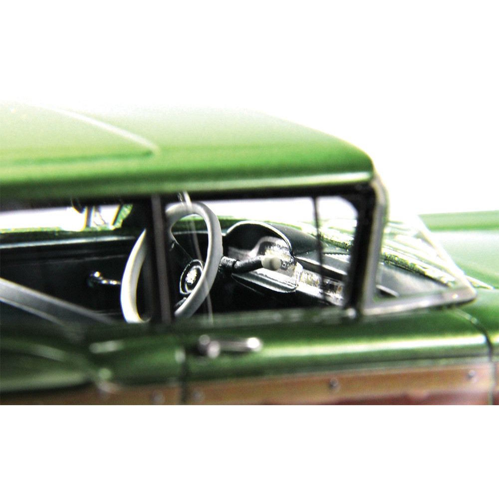 1959 Ford Country Squire Green Metallic | Goldvarg Collection