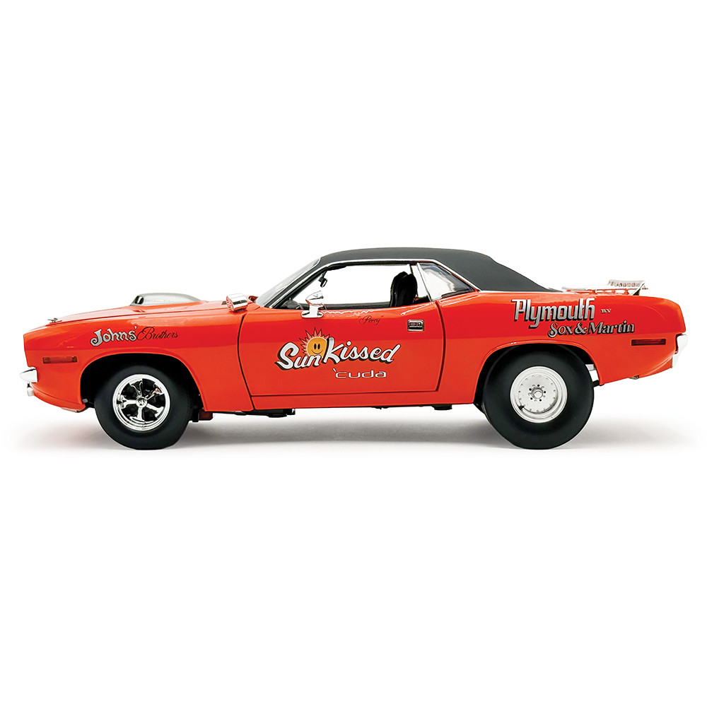 1970 Plymouth HEMI Cuda Sun Kissed Cuda Sox & Martin | Acme