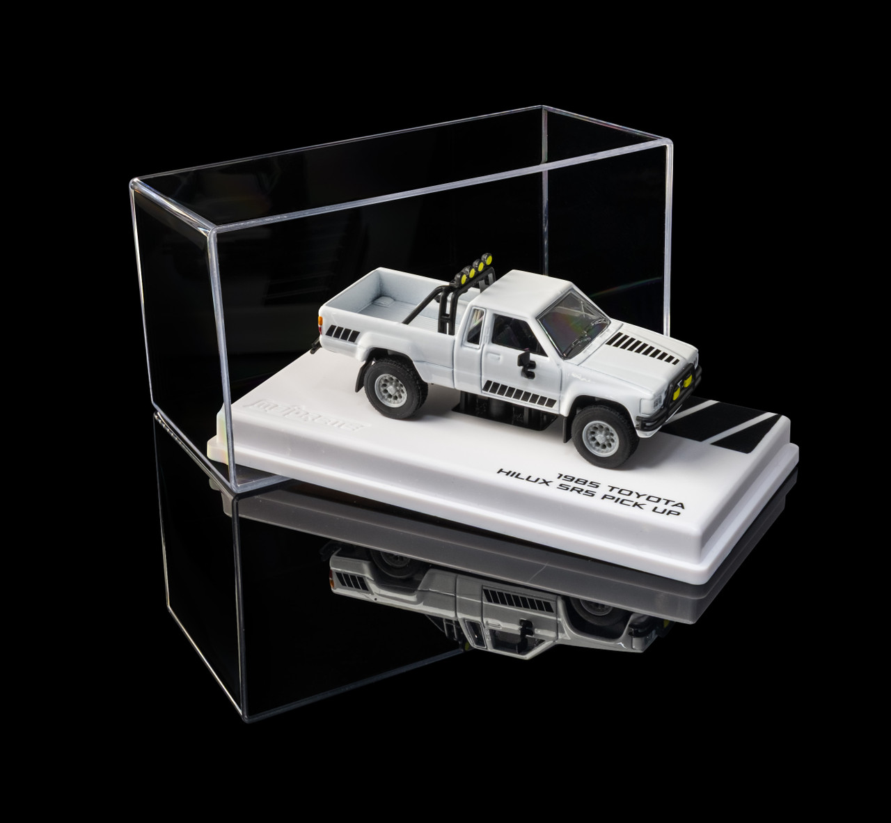 1985 Toyota Hilux SR5 Diecast Model Truck | Jada Toys