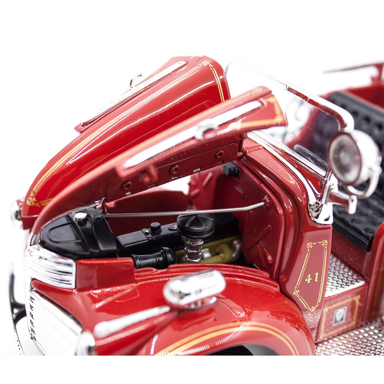 1941 GMC Fire Truck 1:24 Scale Diecast Replica Model by Road Signature