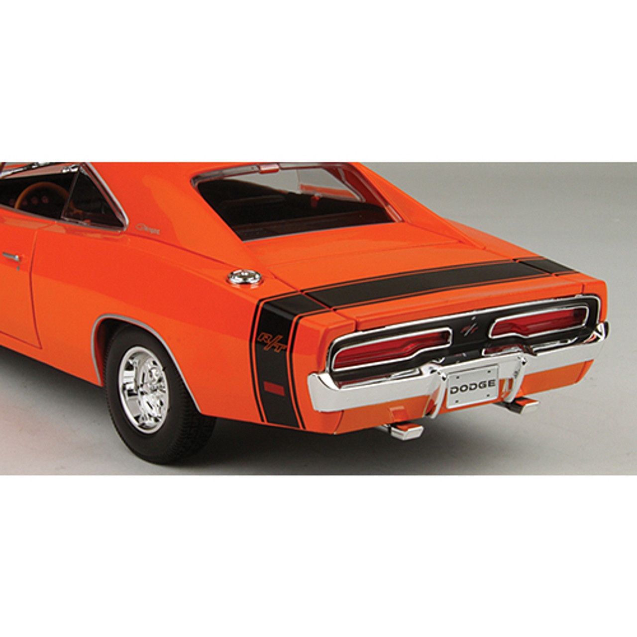 1969 Dodge Charger R/T - Orange 1:18 Scale Diecast Model by Maisto