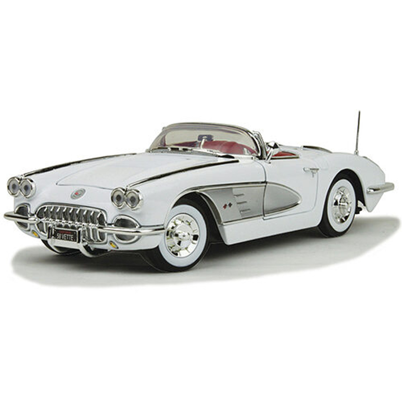 1958 Corvette - white 1:18 Scale Diecast Model by Motormax