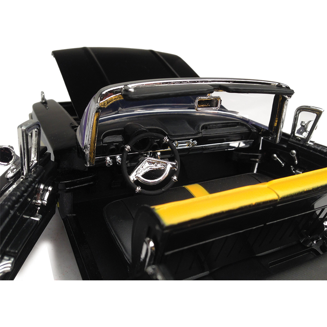 1/18 シェビーインパラ 1960 ブラック/フレーム 1960 MM製 1960 Chevrolet Impala Convertible Black 1/18 Diecast Car