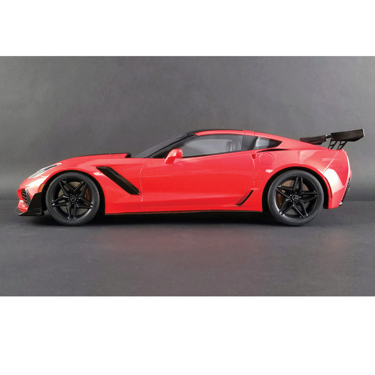 2019 corvette zr1 diecast model