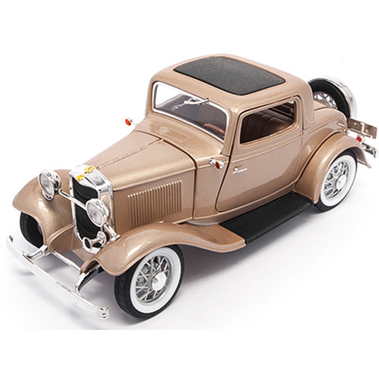 1932 Ford 3-Window Coupe 1:18 Scale Diecast Model by Road Signature