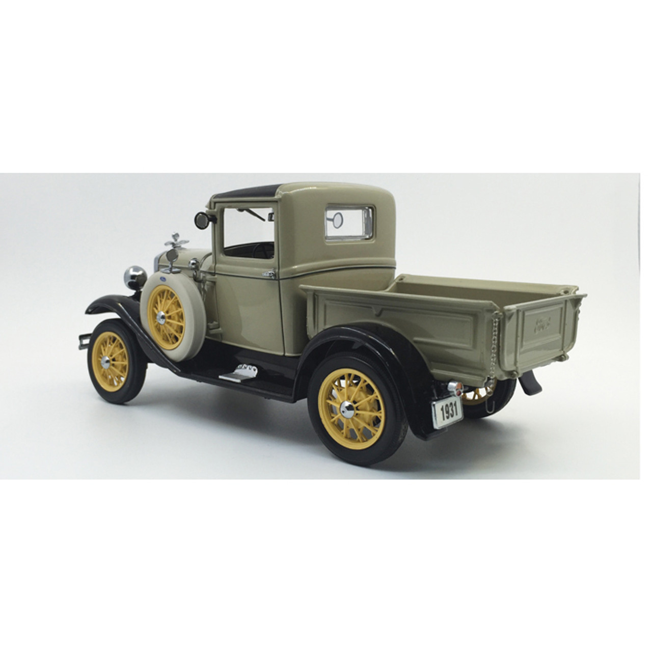 1931 Ford Model A Pickup - grey 1:18 Scale Diecast Replica Model by Sunstar