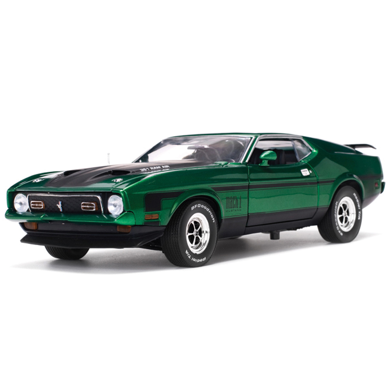 1971 Ford Mach 1 Mustang - Green 1:18 Scale Diecast Model by