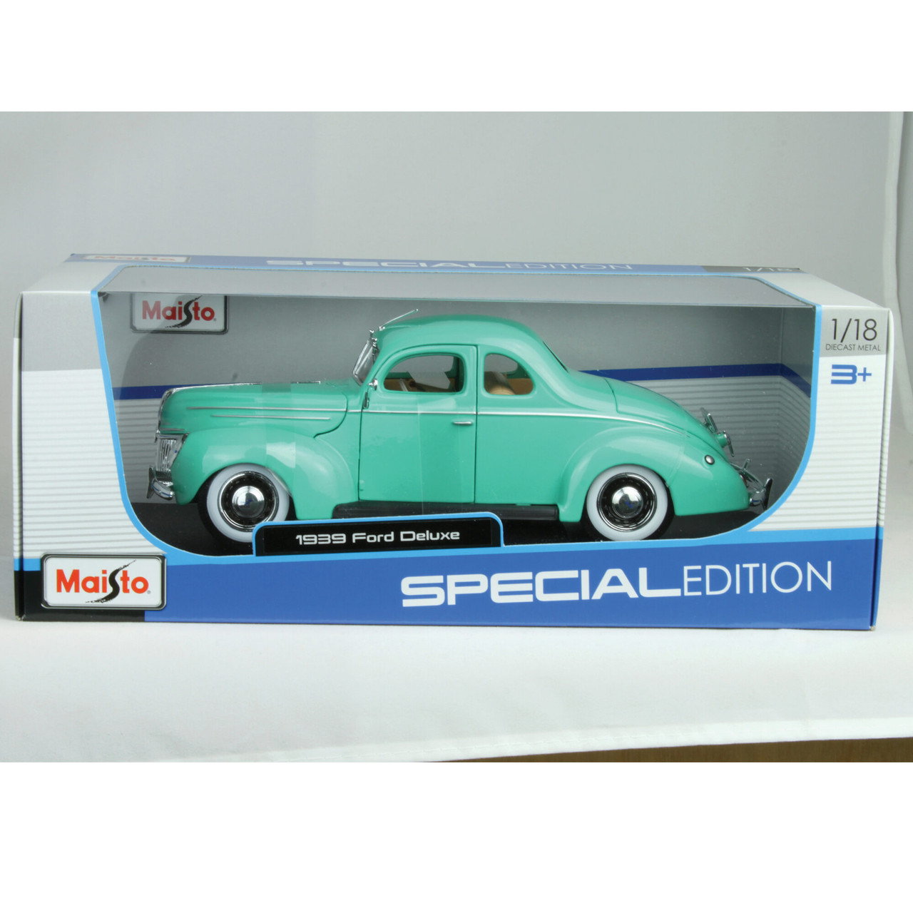 1939 Ford Coupe 1:18 Scale Diecast Model Car by Maisto