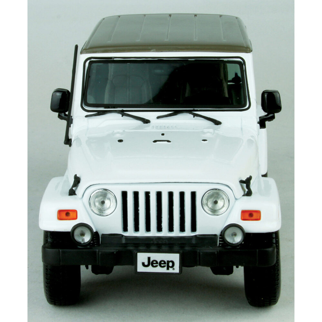 Jeep Wrangler Sahara Diecast Model Truck | Maisto