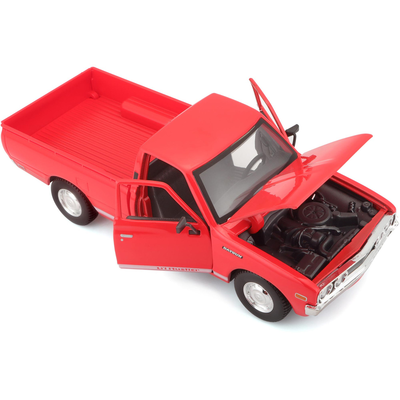 1973 Datsun 620 Pick-up Diecast Model Truck | Maisto