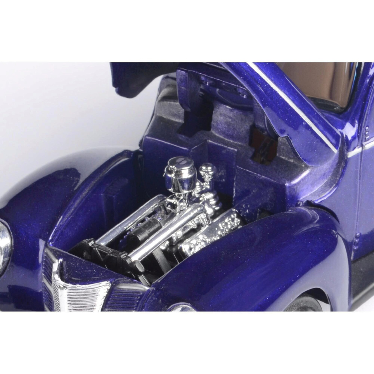 1940 Ford Sedan Delivery-Metallic Purple Diecast Model Car | Motormax
