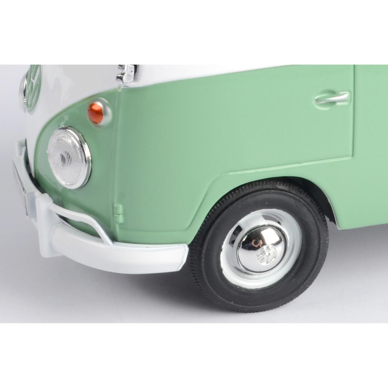Volkswagen Type 2 ( T1 ) Pickup-2-White / Green | Motormax