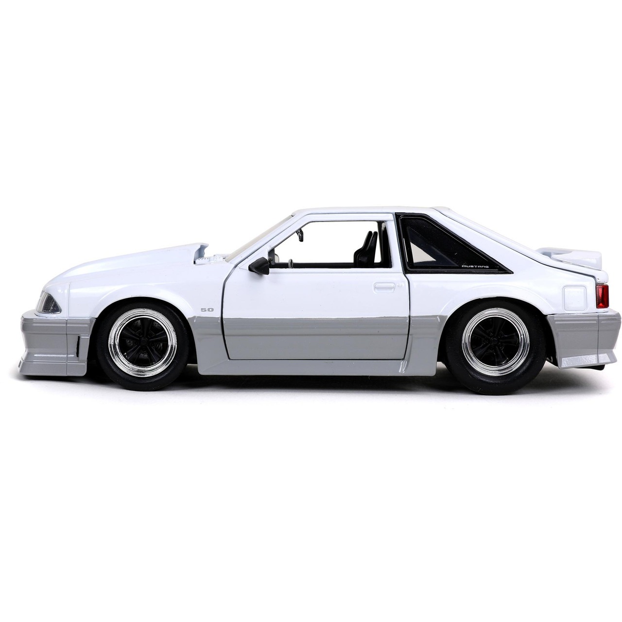 BTM 1989 Ford Mustang GT ミニカー 1989 Ford Mustang GT BTM - Blue 1:24 Scale Diecast Model by