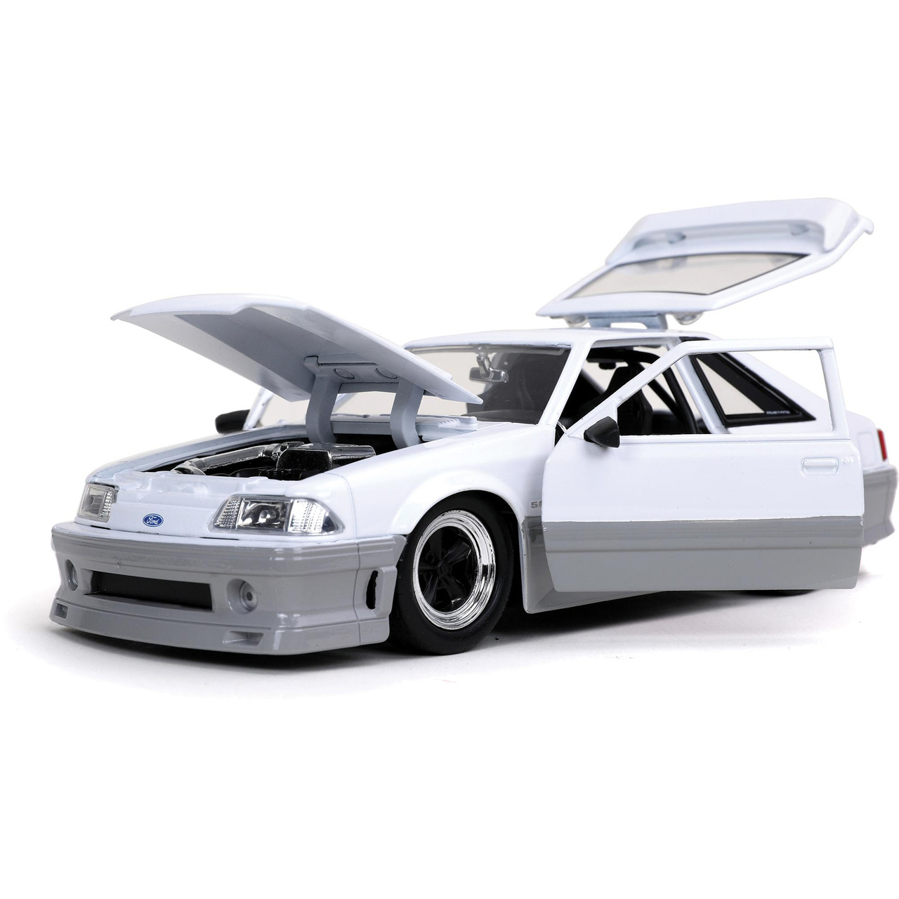 1:24 BTM 1989 Ford Mustang GT ミニカー s-l1200.jpg