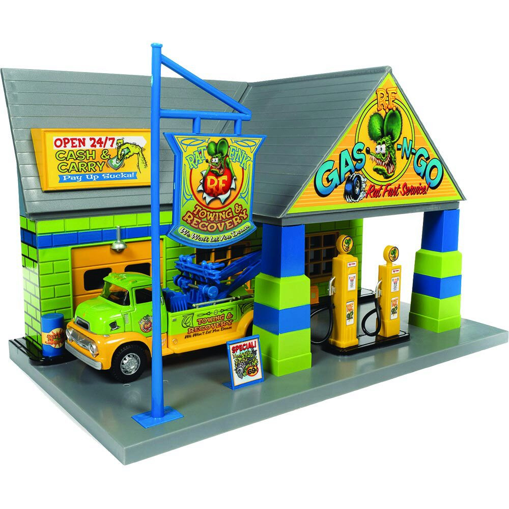 Aston Martin DB5 Green 124 Scale Diecast Model by Motormax