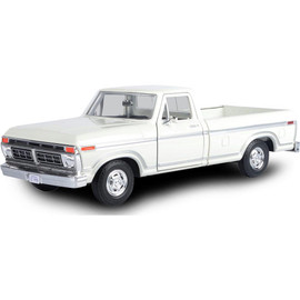 1977 Ford F-150 Custom Pickup - White 1:24 Scale Diecast Model by Motormax Main  