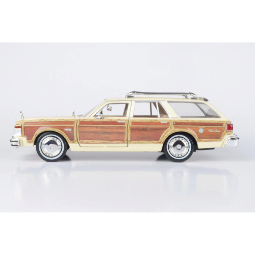 1979 Chrysler LeBaron Town & Country-Light Cashmere Alt Image 2