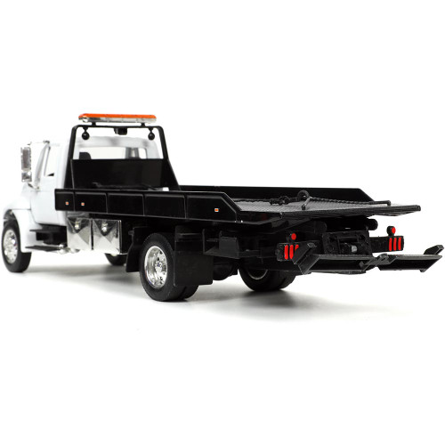 International Flatbed Tow Truck Alt Image 4