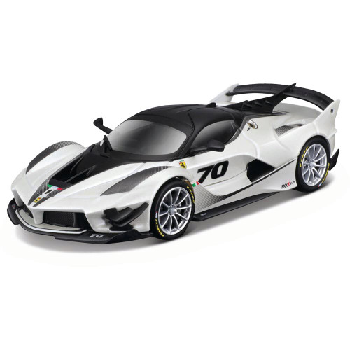 Ferrari FXX-K EVO - White 1:43 Scale Diecast Model by Bburago Main Image