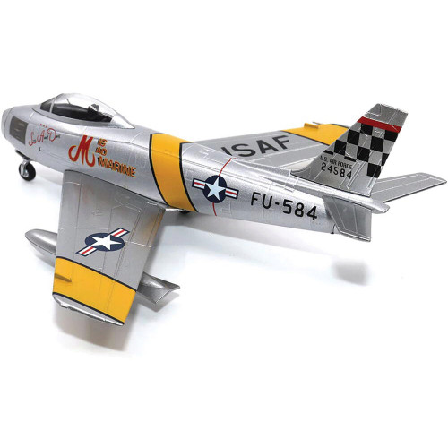 F-86F Sabre 1/72 Die Cast Model Alt Image 3
