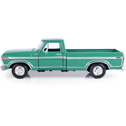 1977 Ford F-150 Custom Pickup - Jade Glow 1:24 Scale Diecast Model by Motormax Alt Image 3