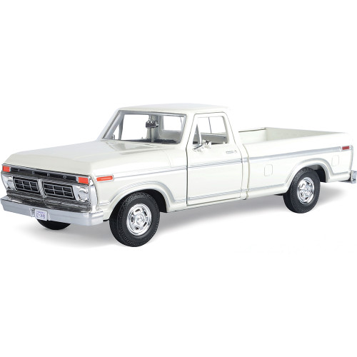1977 Ford F-150 Custom Pickup - White 1:24 Scale Diecast Model Truck by Motormax Main Image