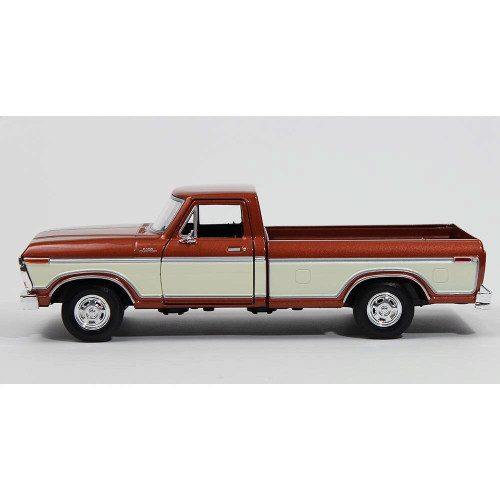 1979 Ford F-150 Custom - Two-tone Brown & Cream 1:24 Scale Diecast Model by Motormax Alt Image 1