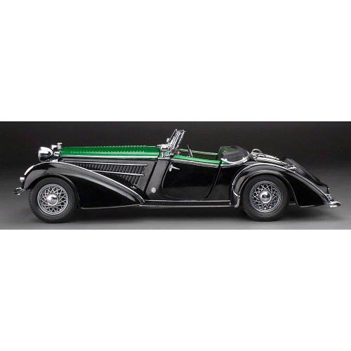 1939 Horch 855 Roadster - Black/Dark Green 1:18 Scale Diecast Model by Sunstar Alt Image 1