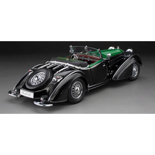 1939 Horch 855 Roadster - Black/Dark Green 1:18 Scale Diecast Model by Sunstar Alt Image 3