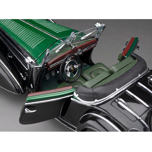 1939 Horch 855 Roadster - Black/Dark Green Alt Image 6