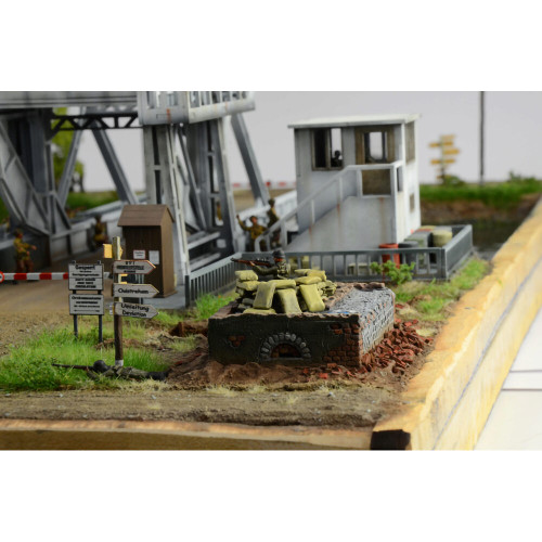 Pegasus Bridge Airborne Assault 1/72 Figure Kit Alt Image 7